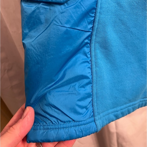 Excellent Condition IVY PARK x Adidas UNISEX Size M Cargo Style Short in BLUE - Picture 4 of 6